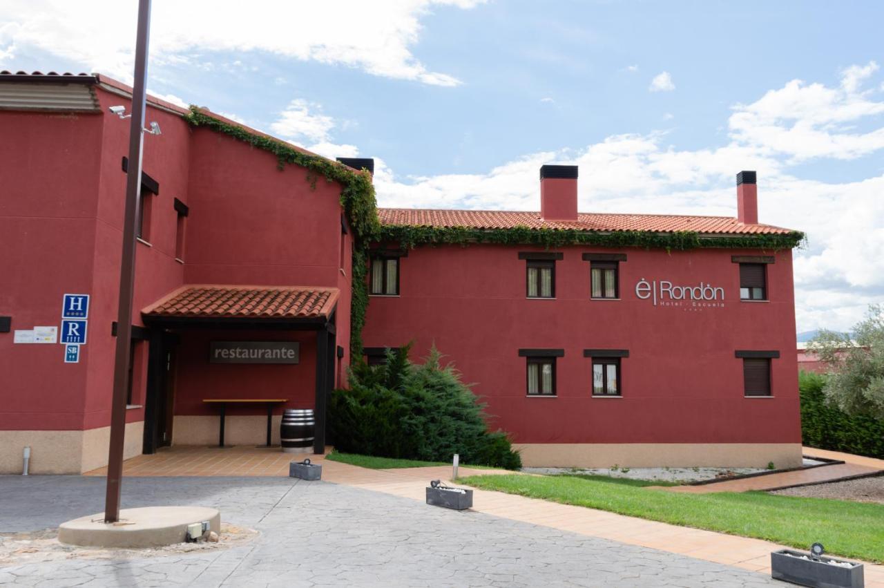 Hotel El Rondon Cebreros Exterior photo